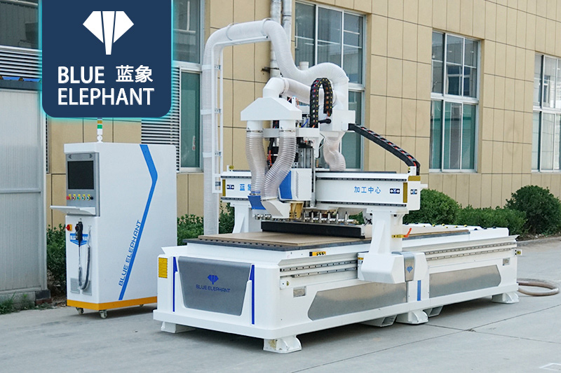 板式家具生產(chǎn)線(xiàn)