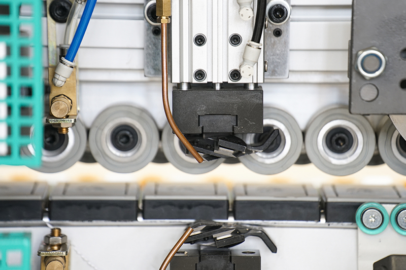 全自動(dòng)封邊機(jī)