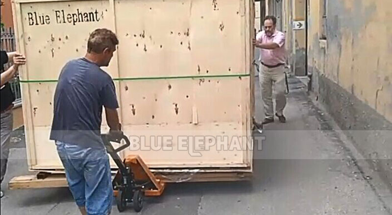 三軸數(shù)控開料機(jī)